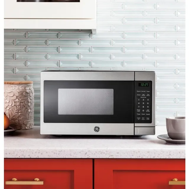 GE Profile Profile Countertop Convection Microwave In