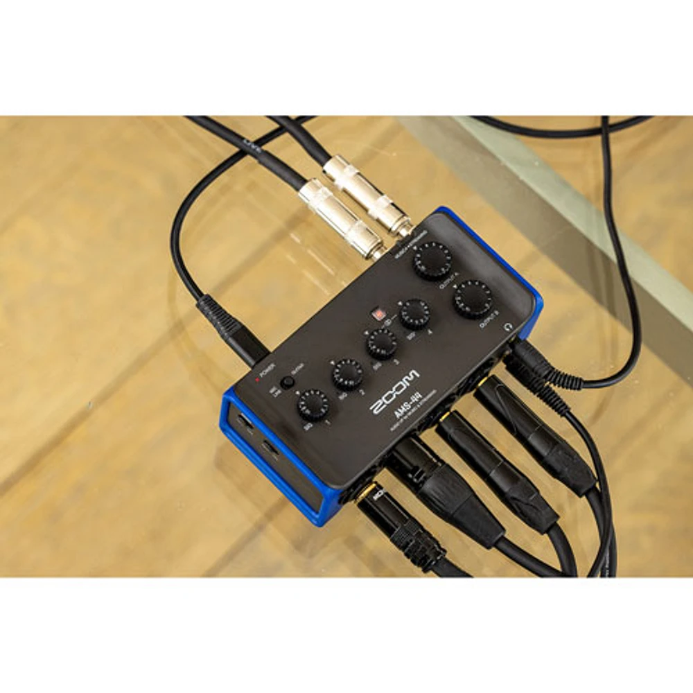 Zoom AMS-44 4*4 Audio Interface (ZAMS44) | Upper Canada Mall