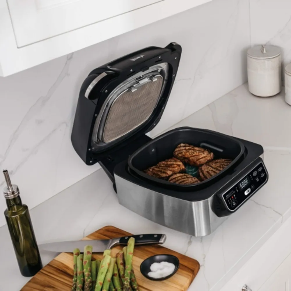 Ninja Foodi Smart 5 in 1 Indoor Grill with 4 Quart Air Fryer