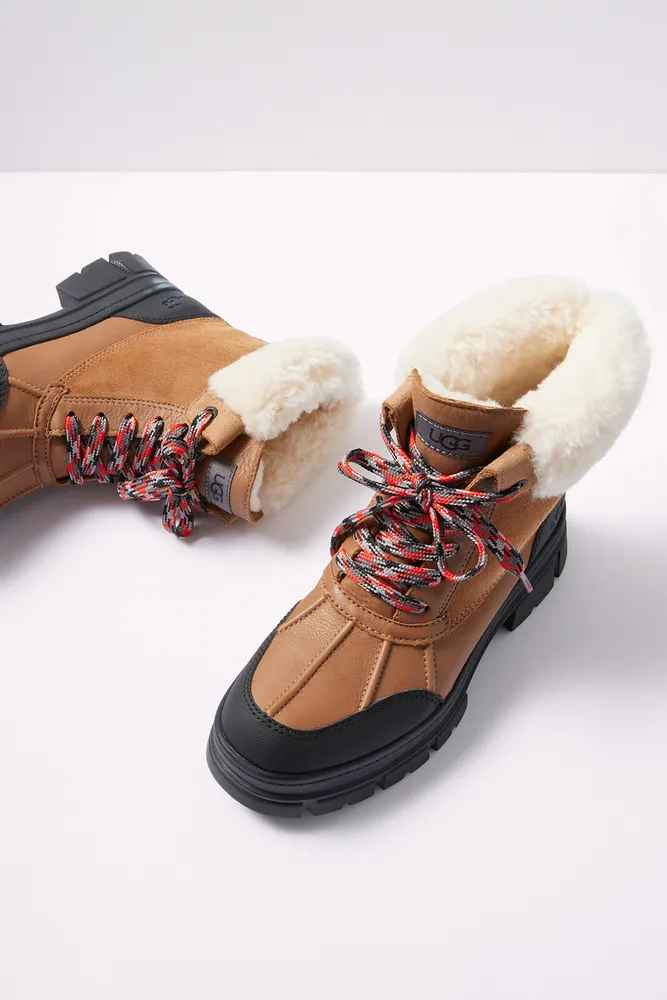 Ugg addie sale sneaker