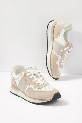 Shoe stores at the summit online