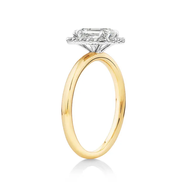 Michael hill emerald outlet cut engagement ring