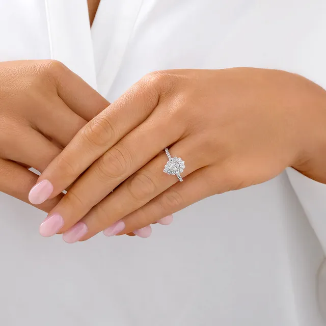 Michael hill pear outlet ring