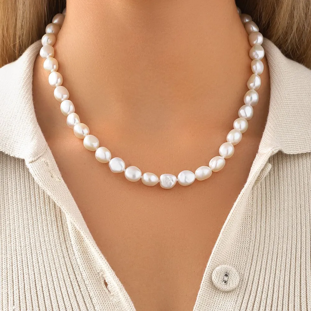 Michael Hill Baroque Pearl Necklace in 10kt Yellow Gold Square One