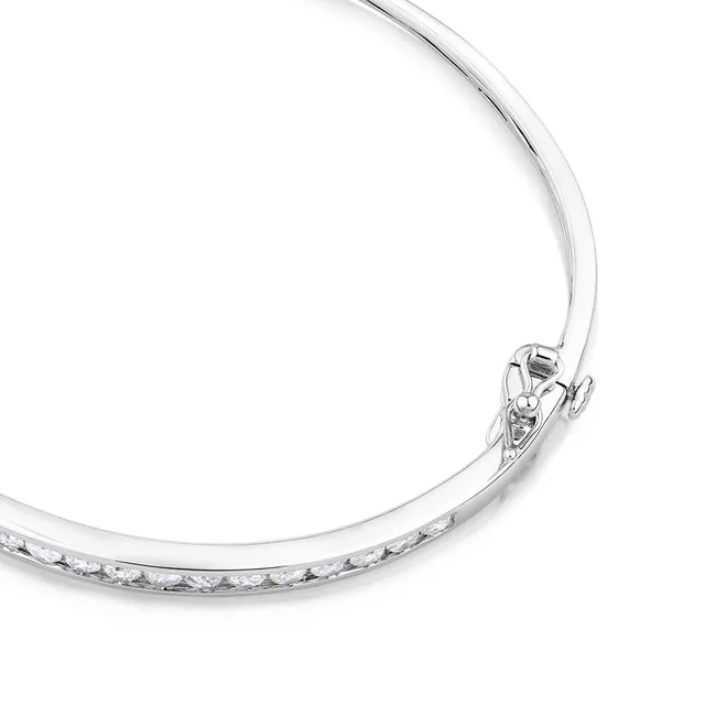 Michael hill diamond store bangle