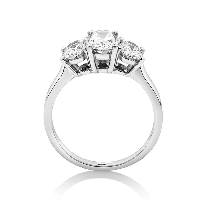 Michael hill sales three stone ring