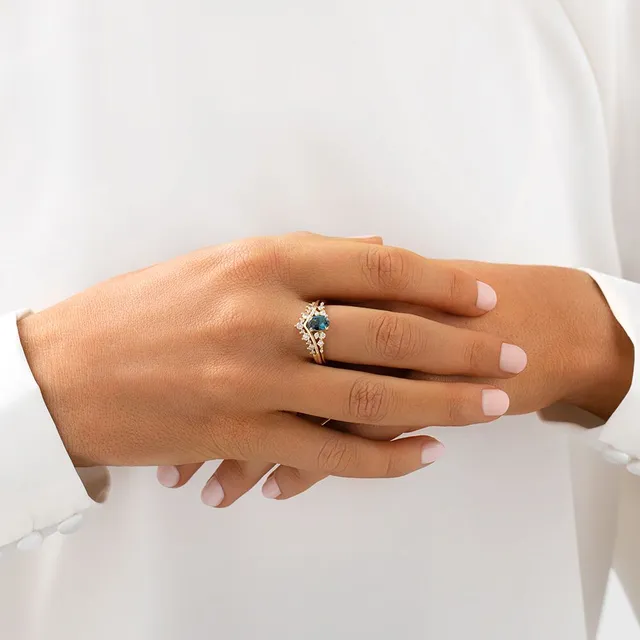Michael hill blue topaz ring hot sale