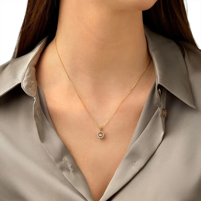 Michael Hill Everlight Pendant with 0.25 Carat TW of Diamonds in