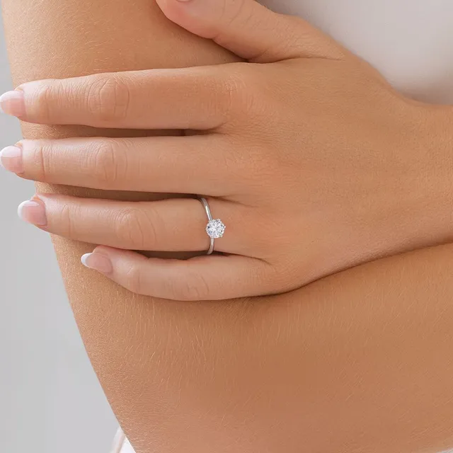 Michael Hill Solitaire Engagement Ring with a 1 Carat TW Diamond