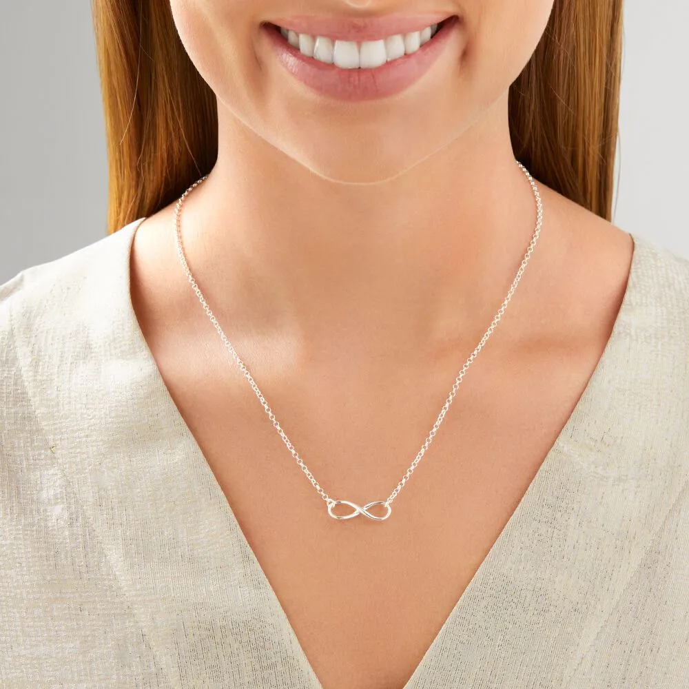 Michael hill top infinity heart necklace