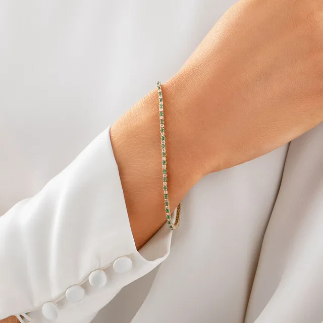 Michael Hill Tennis Bracelet with Emerald and 1 Carat TW of