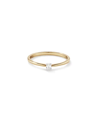 Promise rings at the mall outlet