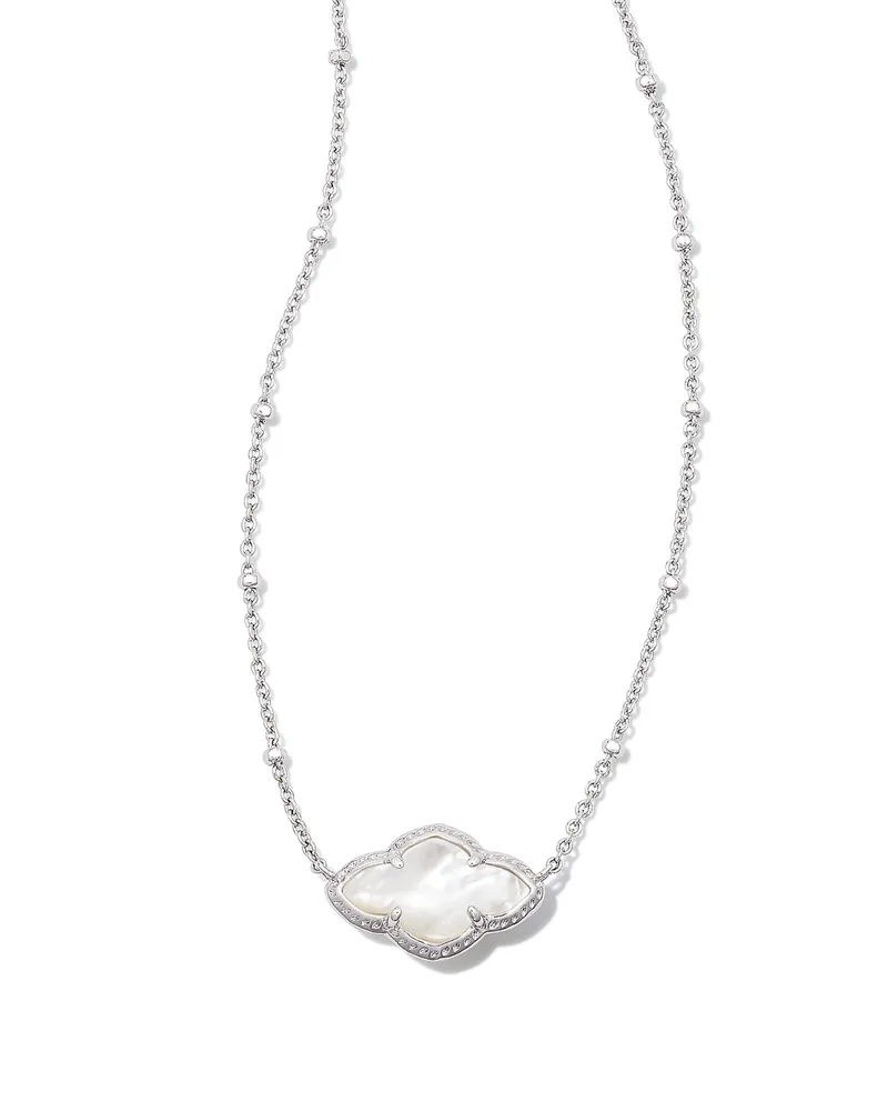 Kendra scott clouds necklace deals