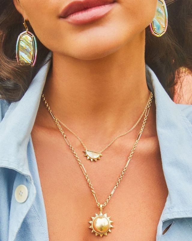 Kendra scott moon necklace top