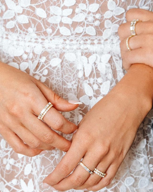 Kendra Scott Kate Gold Band Ring White Crystal Bridge Street