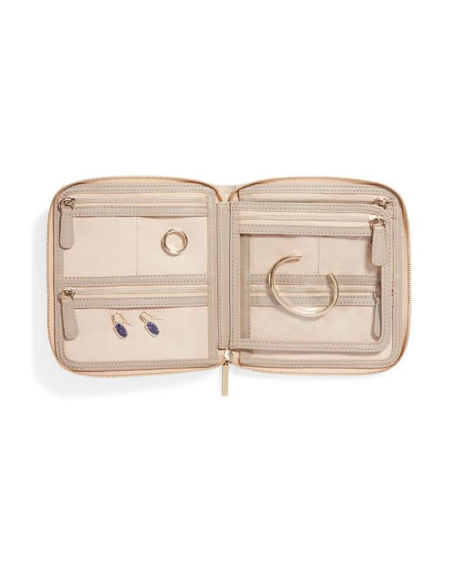 Kendra Scott Jewelry Pouch in Facets Bethesda Row