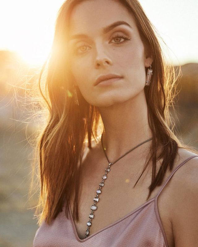 Kendra scott shelton necklace store