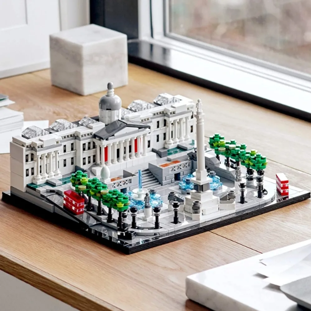 Mind Games LEGO Architecture 21045 Trafalgar Square Building Kit
