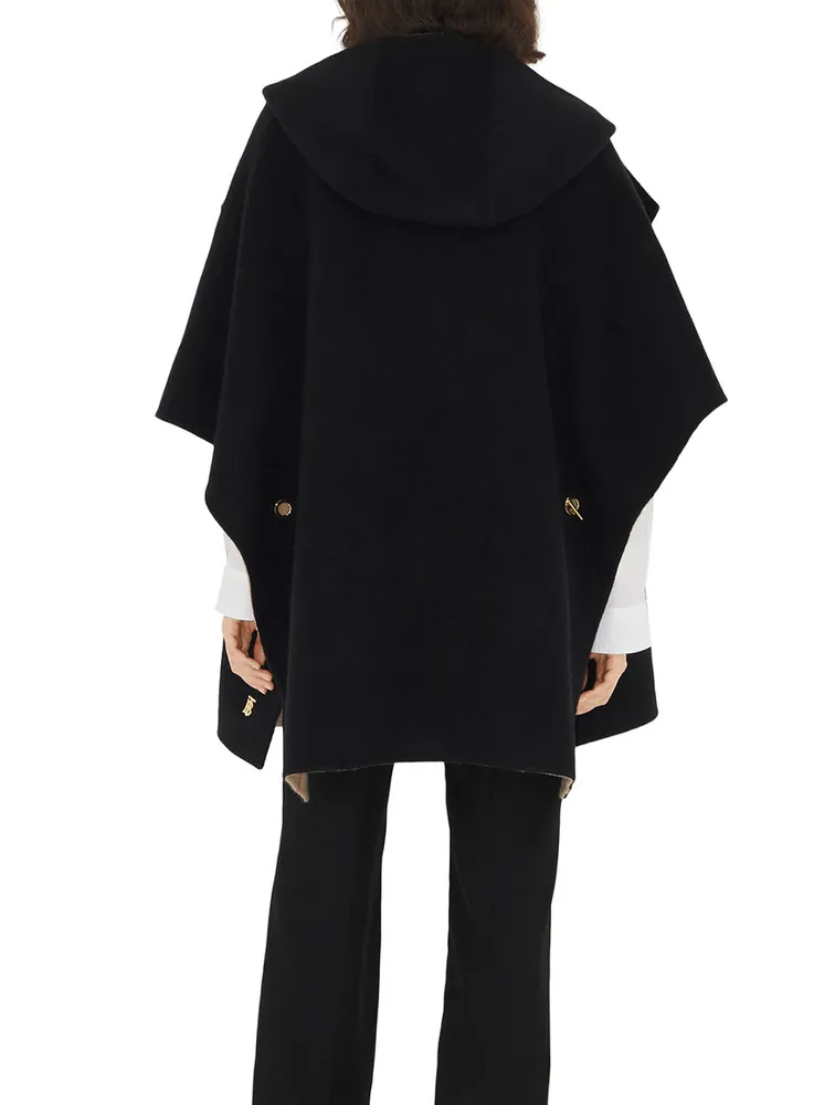 【関税&送料込】Burberry Black Wool Reversible Cape Check Wool Reversible Cape in Black | Burberry® Official