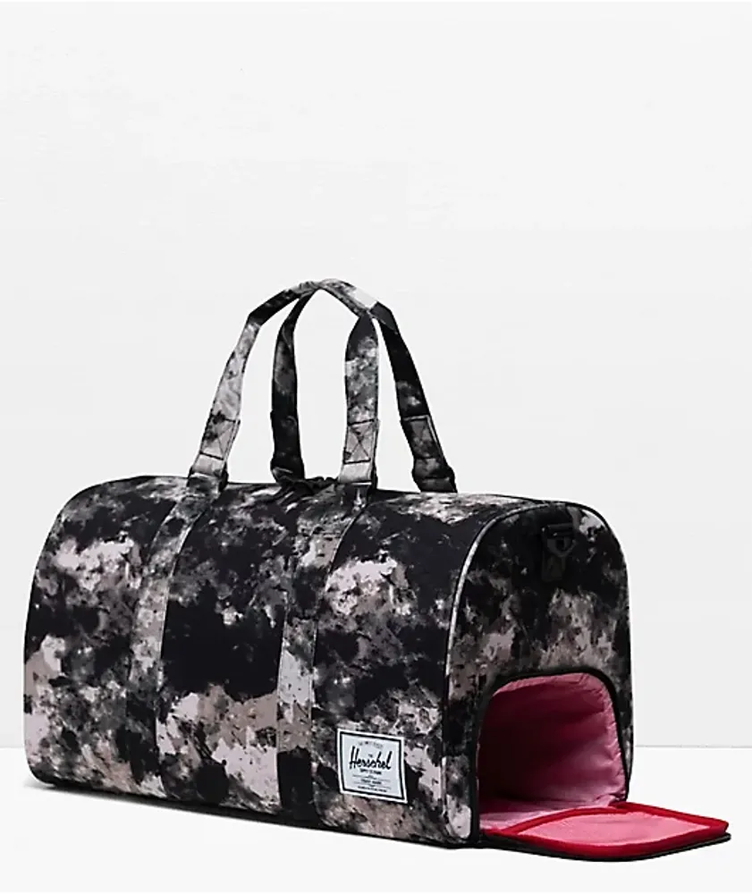 Herschel camouflage outlet duffle bag