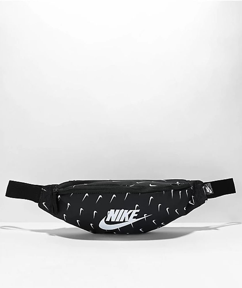 Nike fanny pack store footlocker