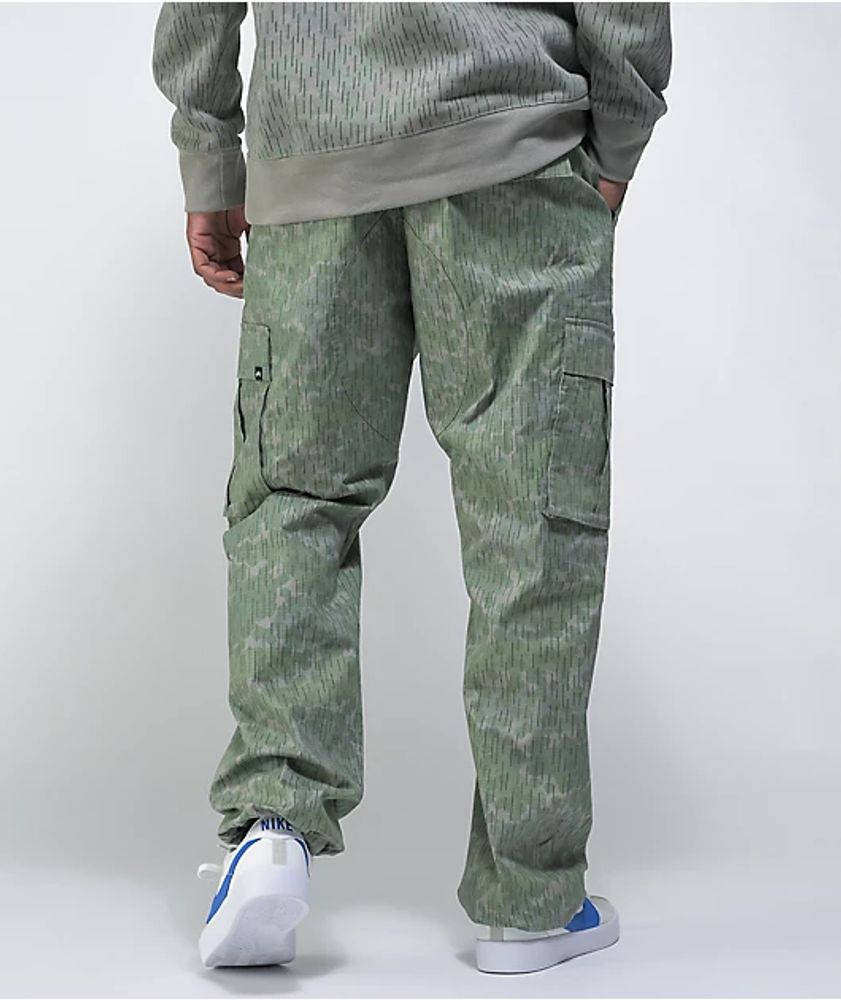 Nike sb sale camo pants