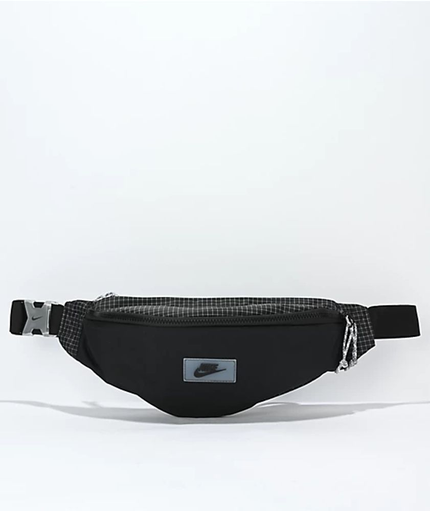 Black fanny pack nike discount