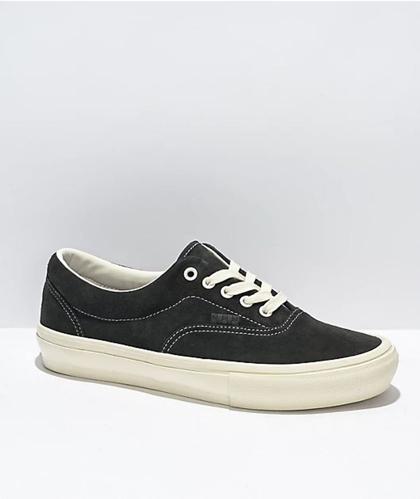 Vans Skate Era Raven & Marshmallow Shoes | Mall of America®