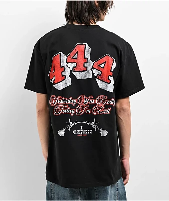 4Hunnid Curve Black T-Shirt | MainPlace Mall
