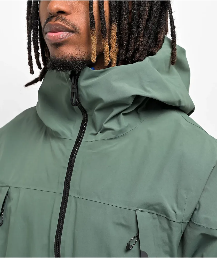 686 Gore-Tex Hydrastash Sync Green Snowboard Jacket | Arden Fair