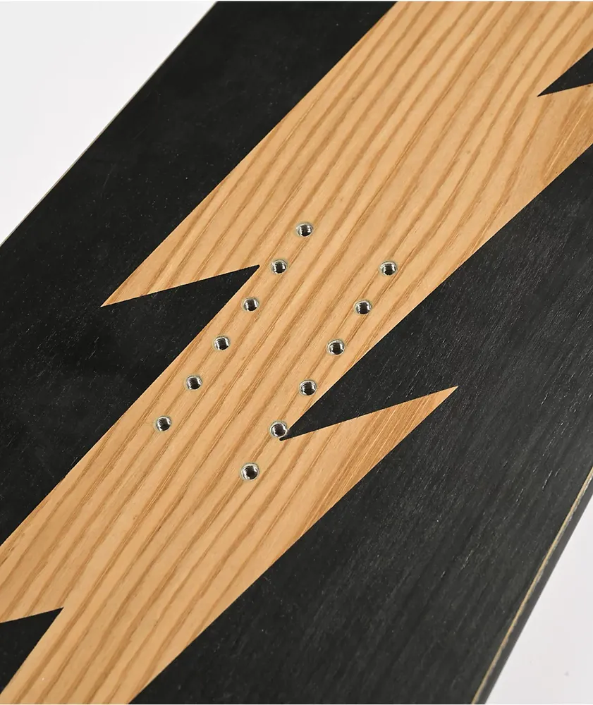 Aperture Shredder Snowboard 2023 at CoolSprings Galleria in