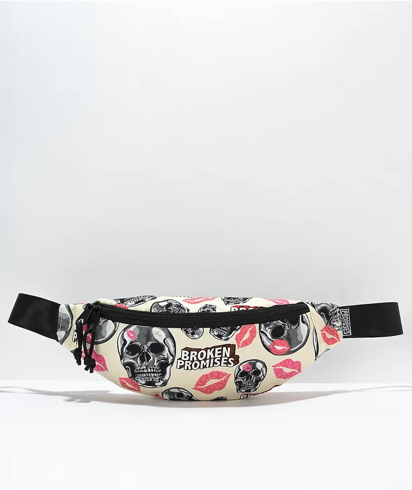 Fanny pack 2025 zumiez