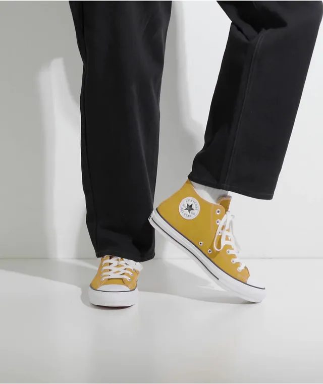 Gold suede best sale converse