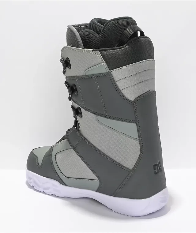 Nike snowboard boots best sale 2017