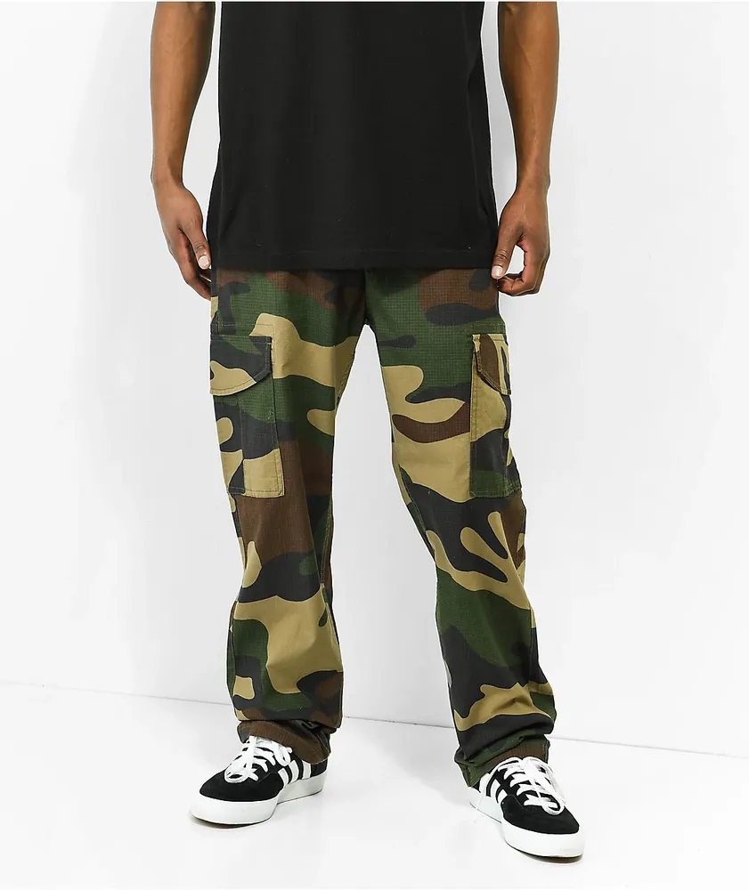 Big camo store pants
