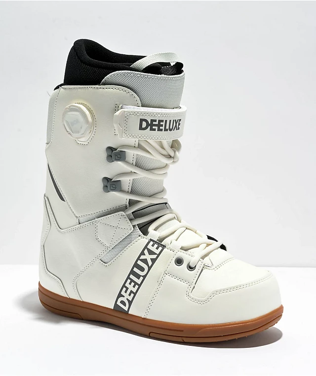 Deeluxe DNA White Snowboard Boots 2024 at Mall of America® in