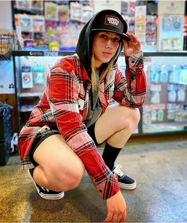 Empyre flannel deals