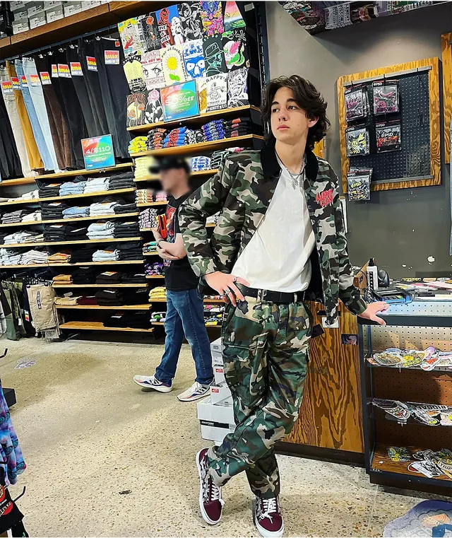 Camo skate pants sale