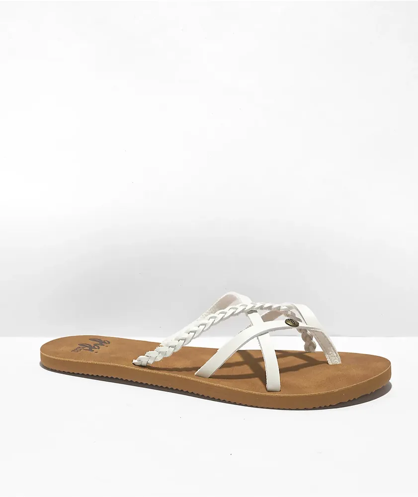 Gigi best sale flip flops