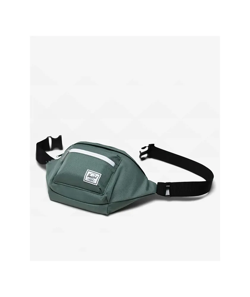 Herschel fanny pack top zumiez