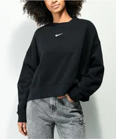 Nike black essentials crew neck sweatshirt hotsell