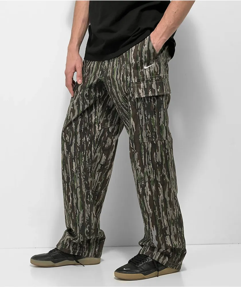 Nike sb discount camo cargo