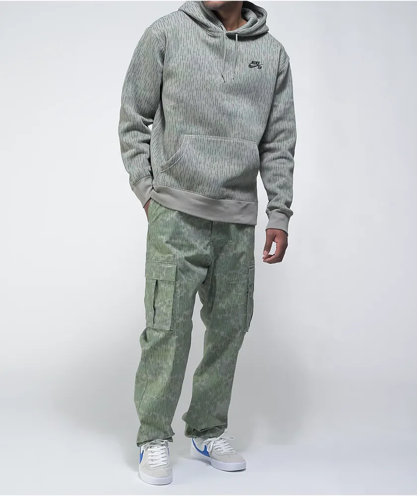Green camo deals nike hoodie