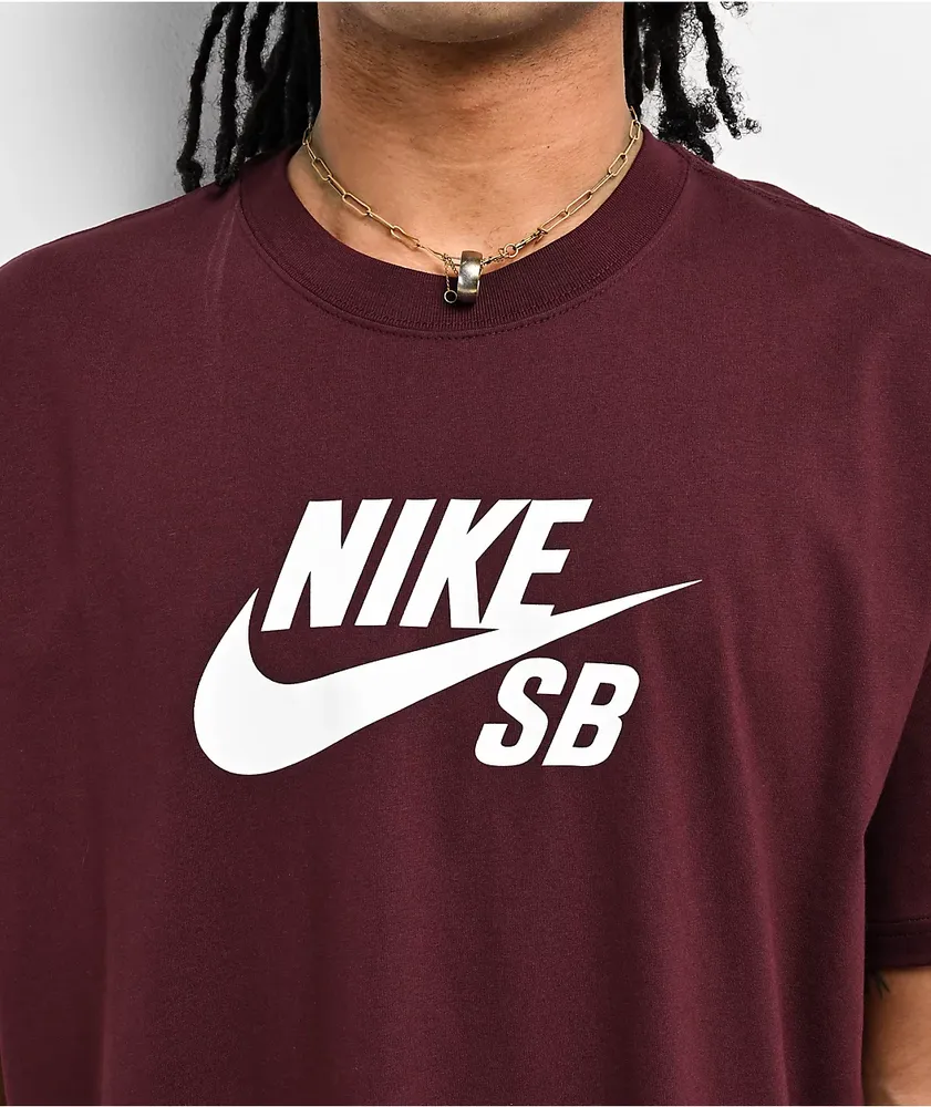 Burgundy nike top outlet