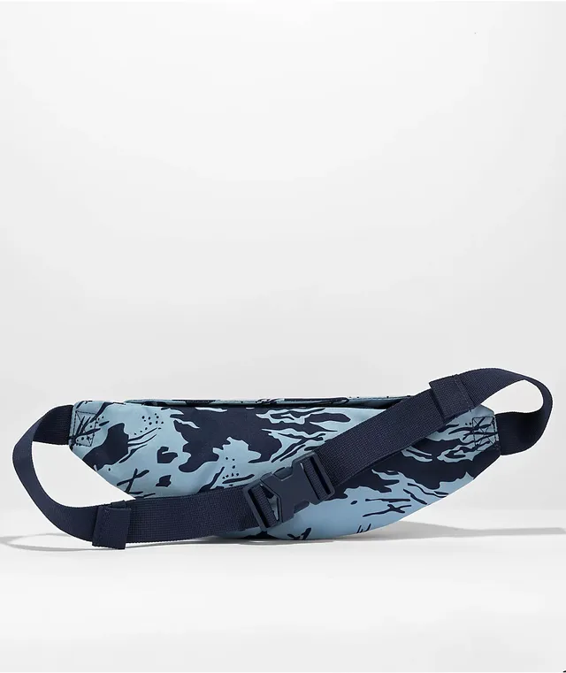 Nike tech hip pack camo 2025