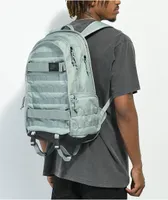 Nike sb backpack green discount