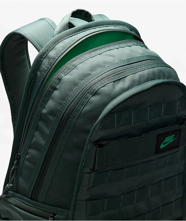 Green and black nike backpack new arrivals