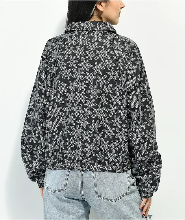 Nike windbreaker with back print in black 2025