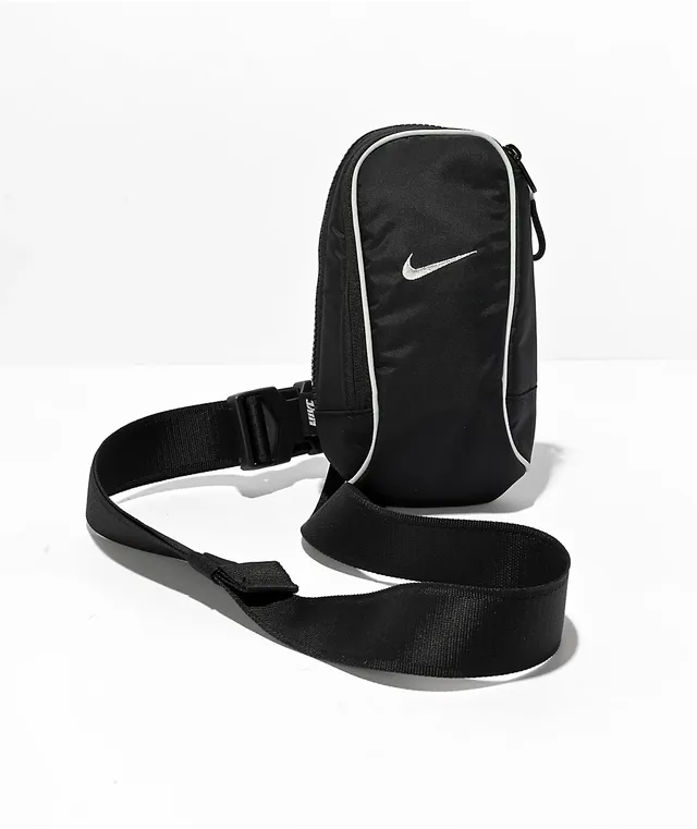 Amazon.com: Nike Sportswear Essentials 8L Sling Bag (Black