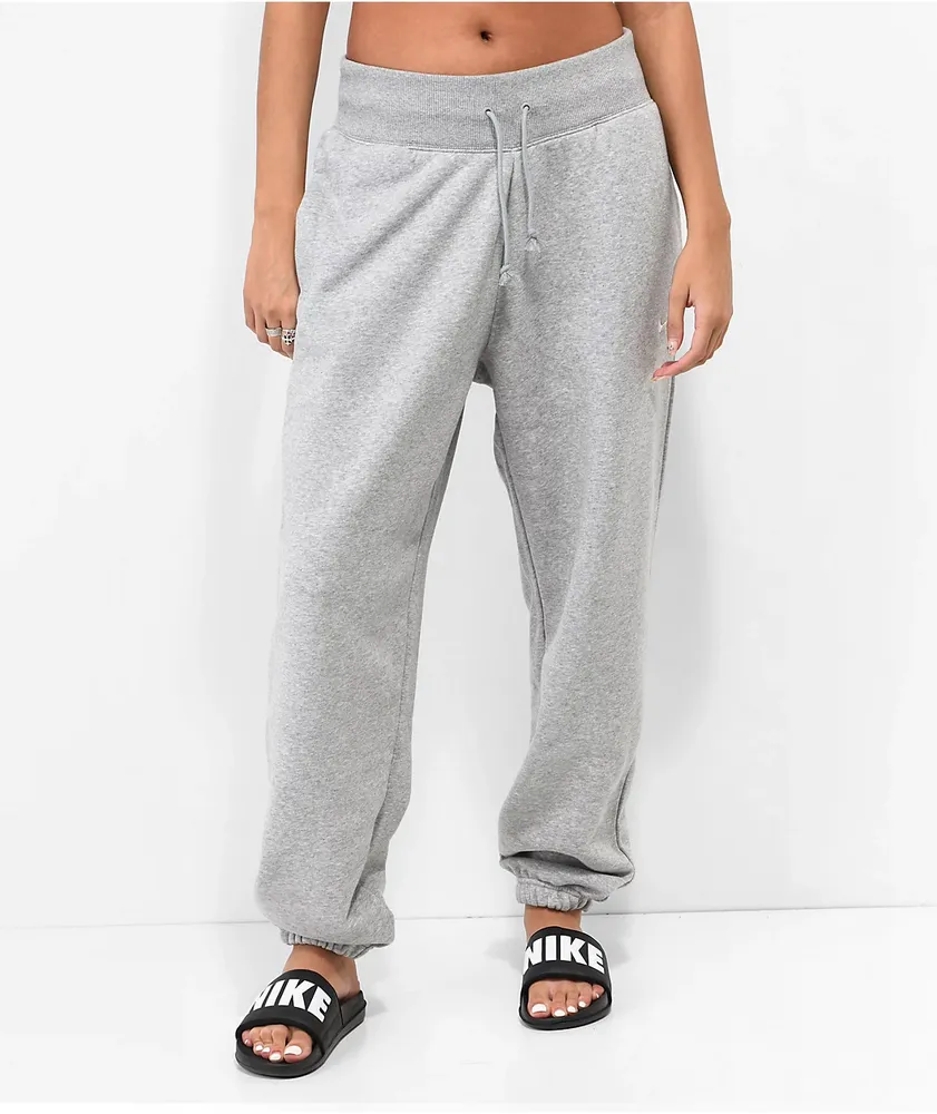 High waisted nike sweatpants 2025
